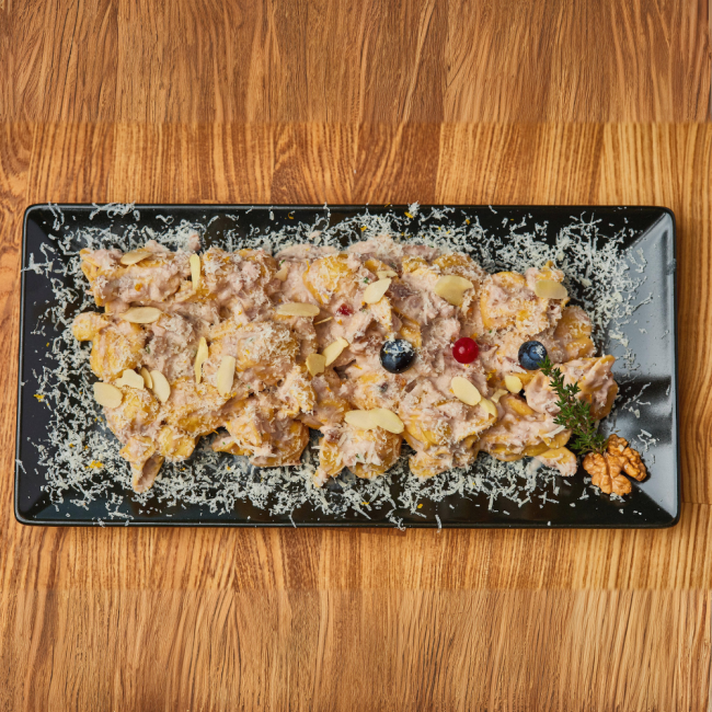 Fiocchi cu brânză şi pere (330 gr)