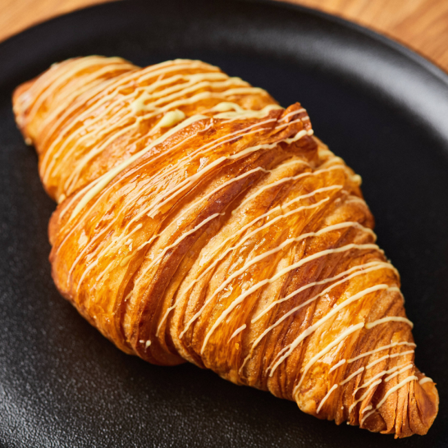 Croissant cu Crema de Fistic (100 gr)